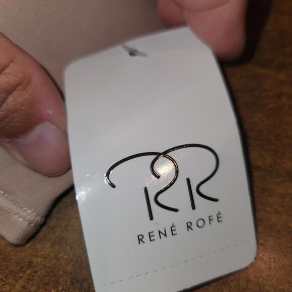 NEW Rene Rofe Wire-Free Lightly Padded 36B Bra - Picture 2 of 5